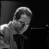 Danilo Perez - List pictures