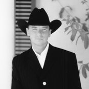 Kenny Chesney - List pictures