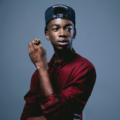 London Richards - List pictures