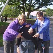 Go:audio - List pictures