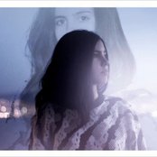 Javiera Mena - List pictures