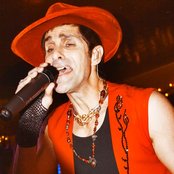 Perry Farrell - List pictures