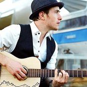 Jason Reeves - List pictures