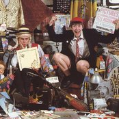 Chumbawamba - List pictures