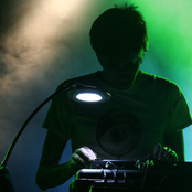 Jon Hopkins - List pictures