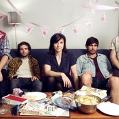 Laura Stevenson - List pictures