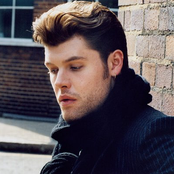 Daniel Merriweather - List pictures