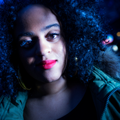 Seinabo Sey - List pictures