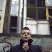 Christian Burns - List pictures