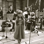 Connie Talbot - List pictures