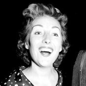 Vera Lynn - List pictures