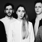 Claire - List pictures