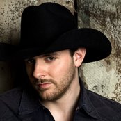 Chris Young - List pictures
