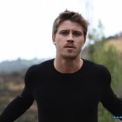 Garrett Hedlund - List pictures