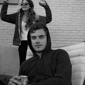 Nicolas Jaar - List pictures