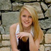 Hollie Cavanagh - List pictures