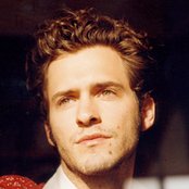 Tony Lucca - List pictures