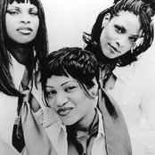 Salt N Pepa - List pictures