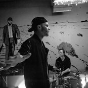 Autre Ne Veut - List pictures