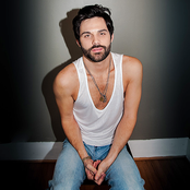 Cody Belew - List pictures