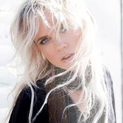 Ilse Delange - List pictures