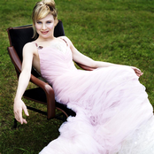 Renee Zellweger - List pictures