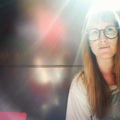 Lorna Dune - List pictures