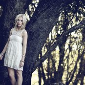 Bryan & Katie Torwalt - List pictures