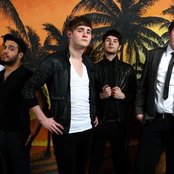 Kids In Glass Houses - List pictures