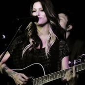Cassadee Pope - List pictures