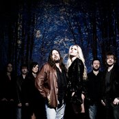 Mostly Autumn - List pictures