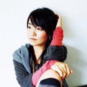 Younha - List pictures