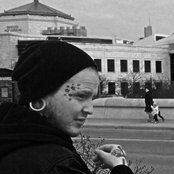 Dot Dot Curve - List pictures