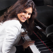 Aline Barros - List pictures