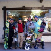 Goldfinger - List pictures