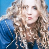 Lian Ross - List pictures