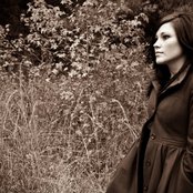 Kari Jobe - List pictures