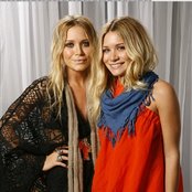 Mary-kate And Ashley Olsen - List pictures