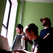 Clap Your Hands Say Yeah - List pictures