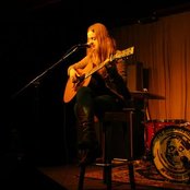 Meg Baird - List pictures