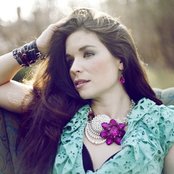 Mary Jennings - List pictures