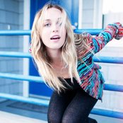 Zella Day - List pictures