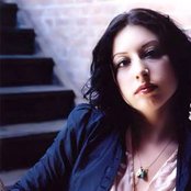 Lauren Hoffman - List pictures