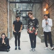 Smallpools - List pictures