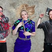 Run Toto Run - List pictures