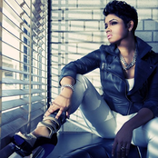 Ravaughn - List pictures