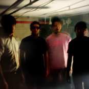 Small Black - List pictures