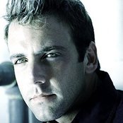 Carlos Ponce - List pictures