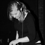 Sally Shapiro - List pictures