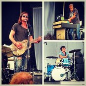 Wall Of Death - List pictures